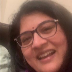 Meet your Posher, Priya